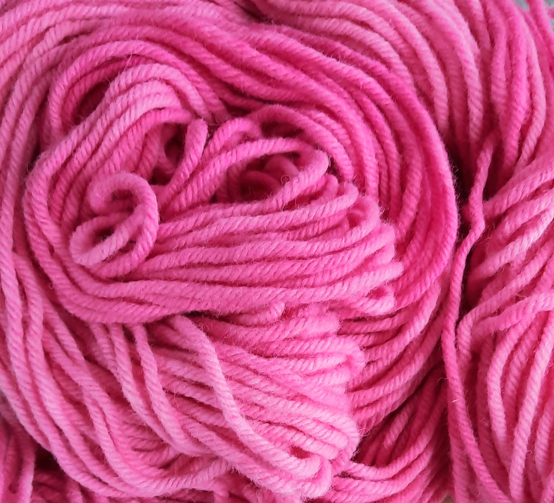 Super outlets Chunky Yarn pink