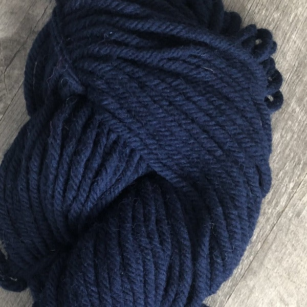 Super Bulky (4 ply) Yarn - Dark Grey – Seaside Rug Hooking Company